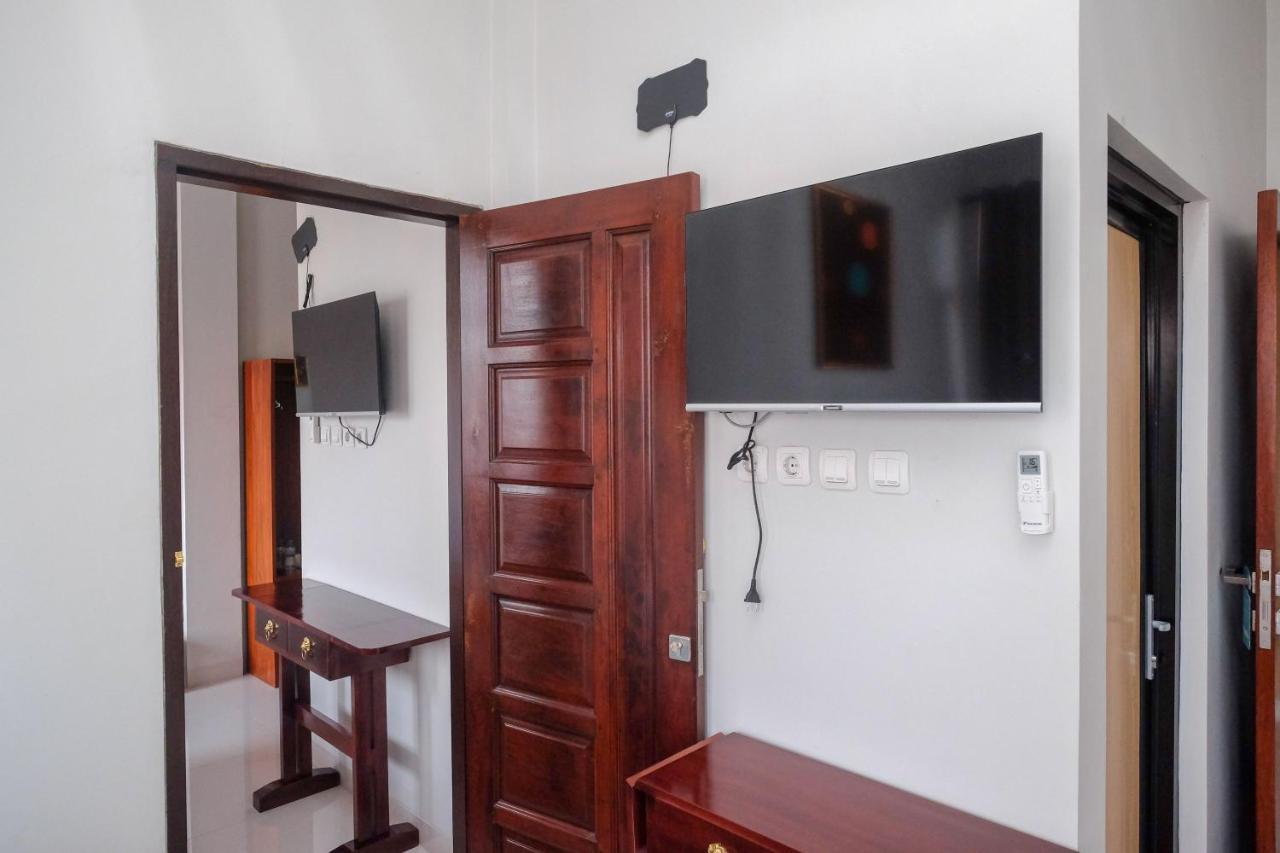 Sans Hotel Kumbang Yogyakarta By Reddoorz Exteriér fotografie