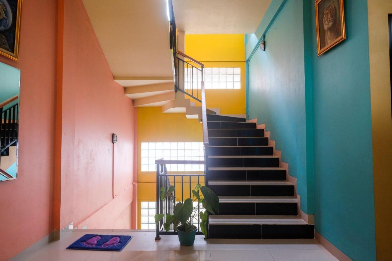 Sans Hotel Kumbang Yogyakarta By Reddoorz Exteriér fotografie