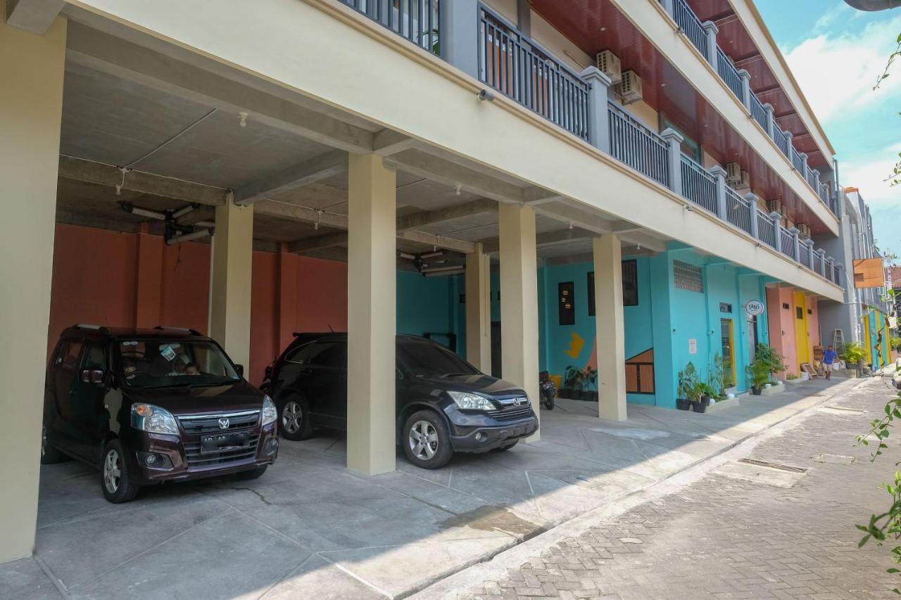 Sans Hotel Kumbang Yogyakarta By Reddoorz Exteriér fotografie