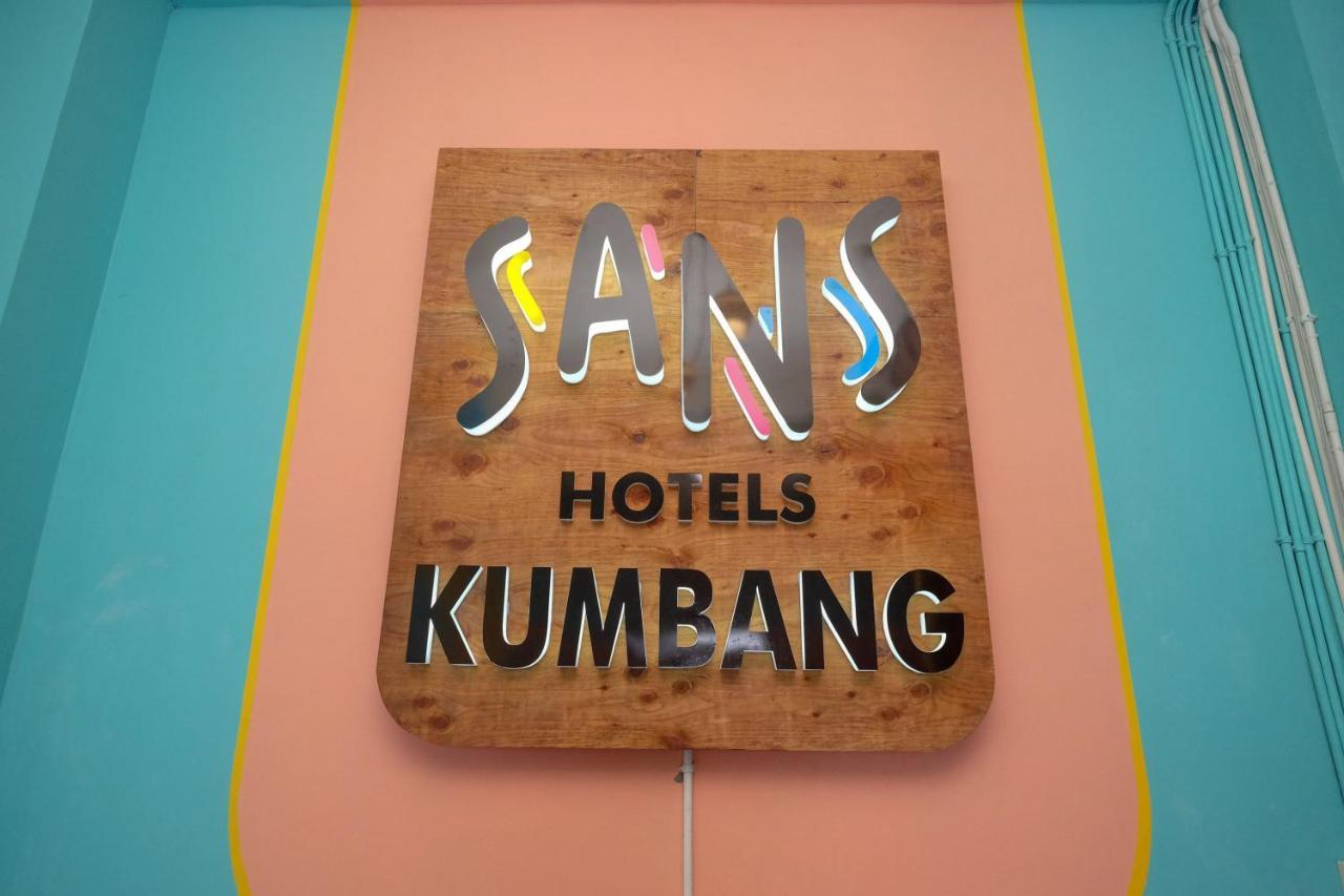 Sans Hotel Kumbang Yogyakarta By Reddoorz Exteriér fotografie
