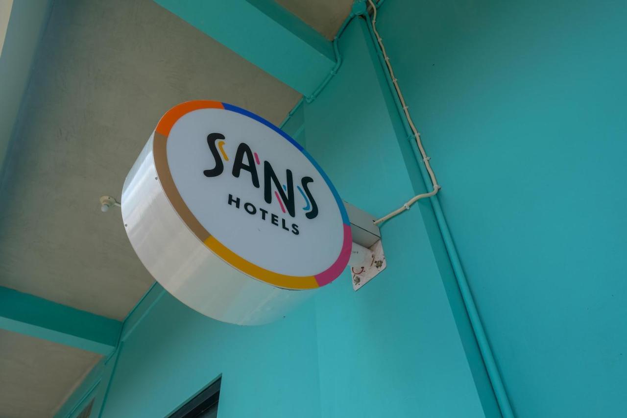 Sans Hotel Kumbang Yogyakarta By Reddoorz Exteriér fotografie