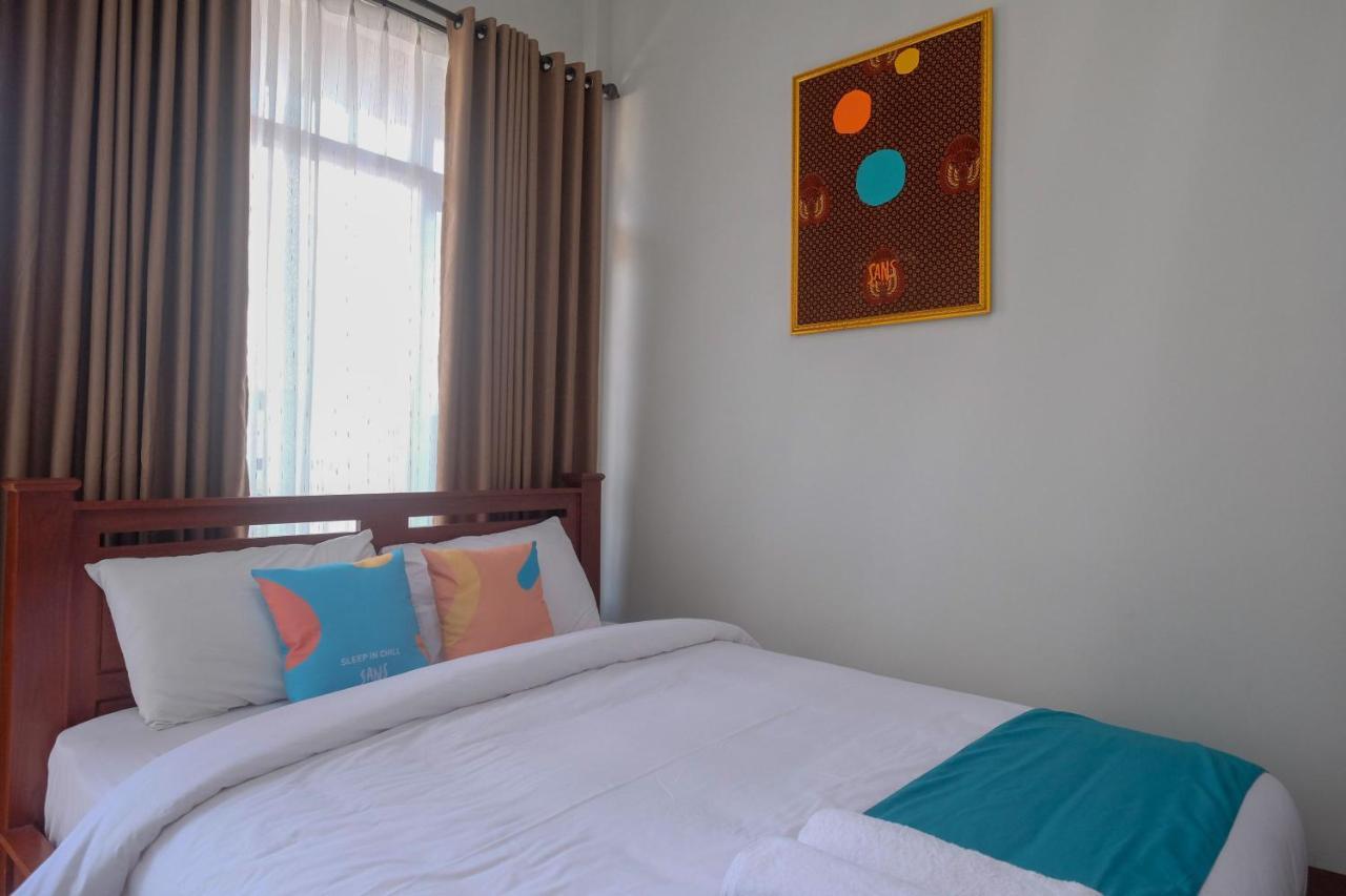 Sans Hotel Kumbang Yogyakarta By Reddoorz Exteriér fotografie