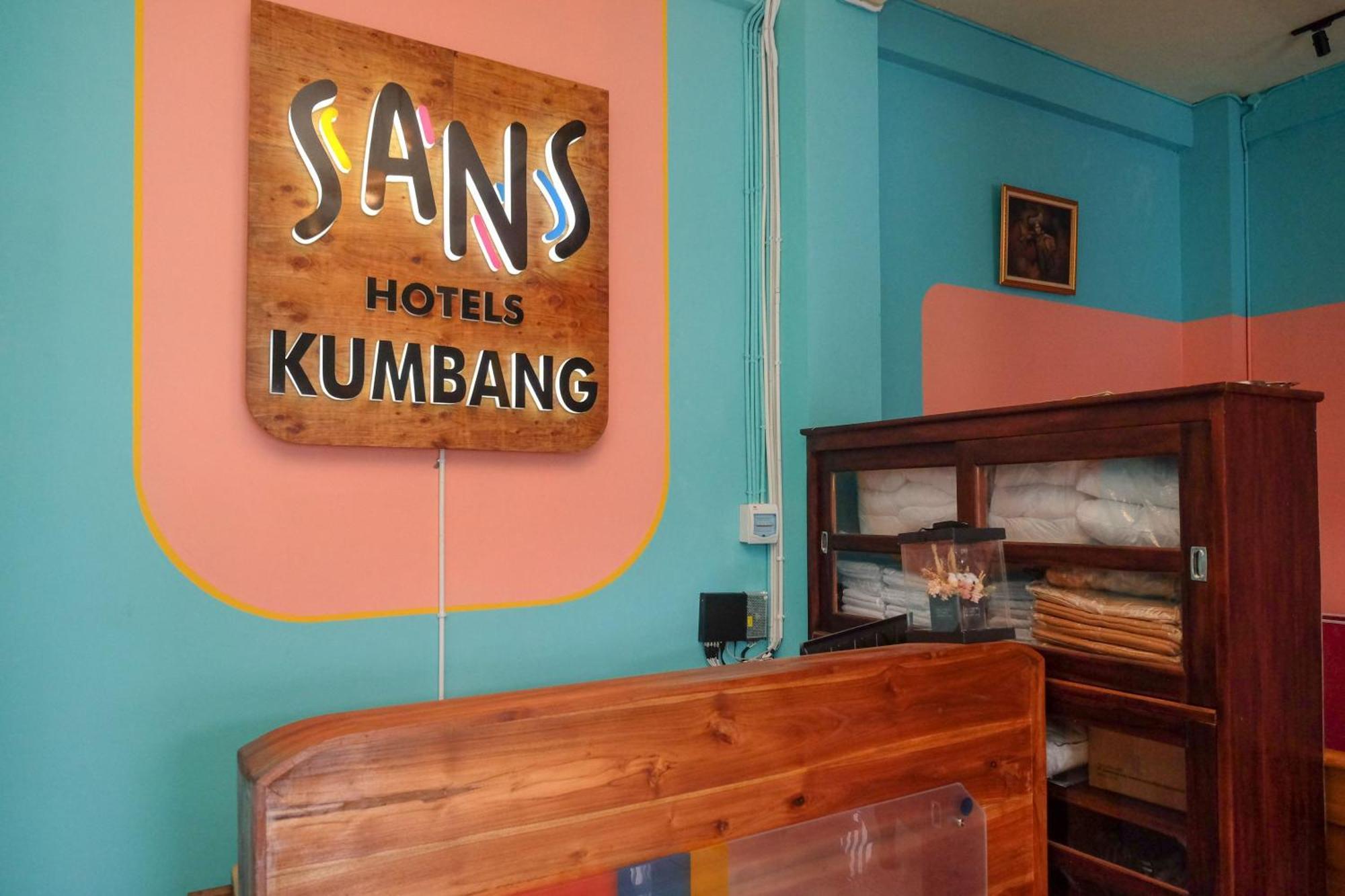 Sans Hotel Kumbang Yogyakarta By Reddoorz Exteriér fotografie